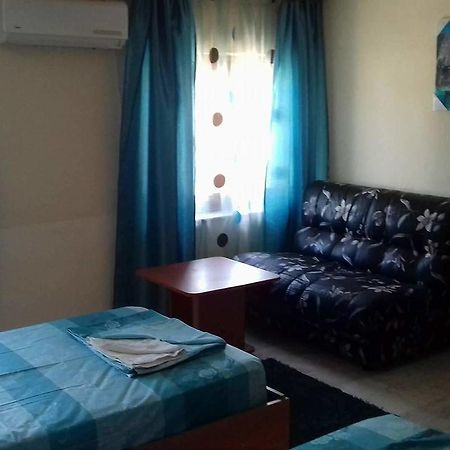 Iglika Hotel Yambol Ngoại thất bức ảnh