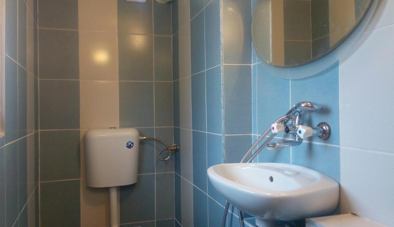 Iglika Hotel Yambol Ngoại thất bức ảnh