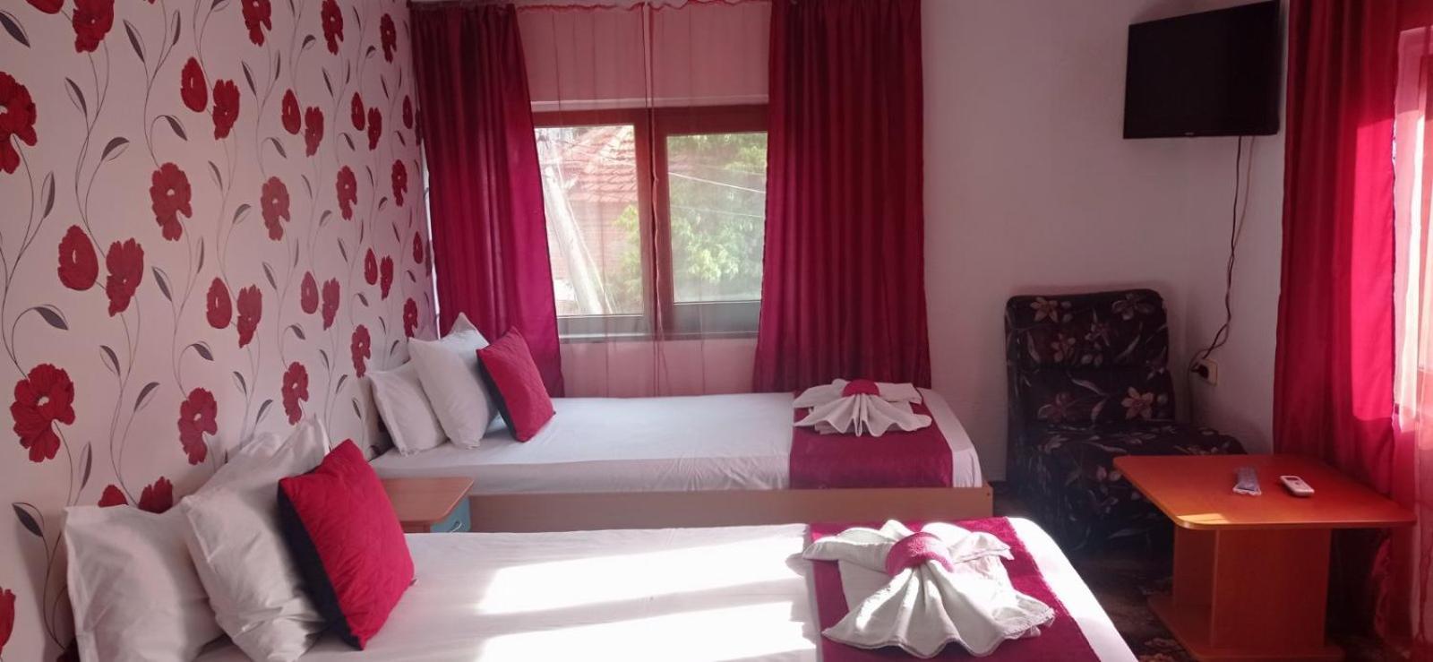 Iglika Hotel Yambol Ngoại thất bức ảnh