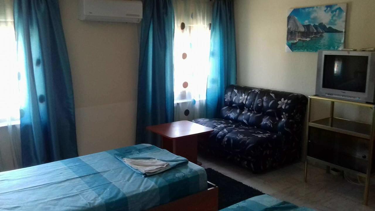 Iglika Hotel Yambol Ngoại thất bức ảnh
